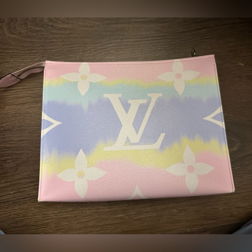🎈SOLD🎈Louis Vuitton Toiletry 26 escale pochette